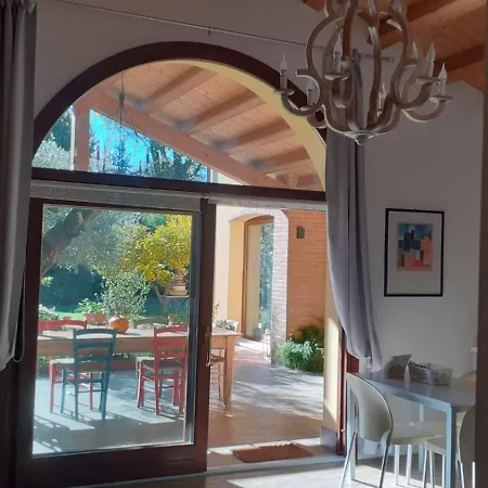 A Casa Di Jolanda, Indipendent House Near Historic Venice Center With Private Parking And Wide And Fenced Garden Lägenhet